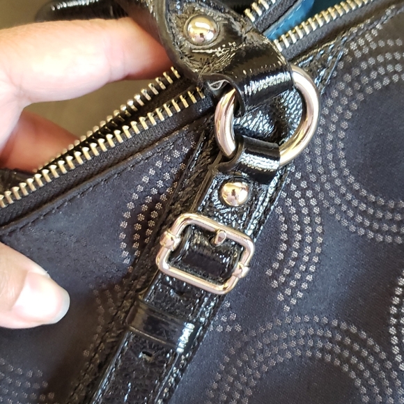 Coach Purse - Picture 6 of 7